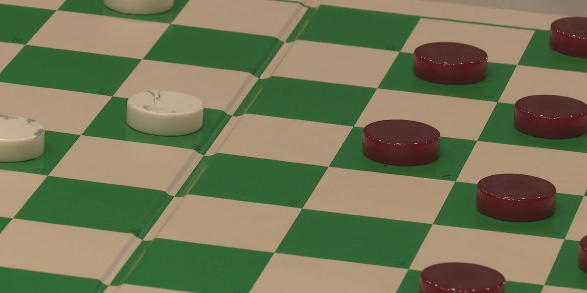 World champion checkers player visits Belpre