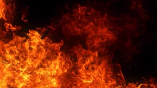 Fire breaks out at duplex on Pennsylvania Ave . in Parkersburg